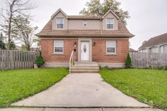 Convenient And Comfortable Manor
