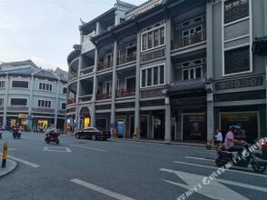 Hanting Hotel (Huizhou Qiaodong Hejiang Attic), фото 5