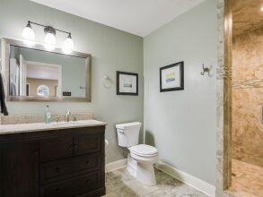 The Arrive Bungalow On Lake Austin 3 Bedroom Home, фото 12 The Arrive Bungalow On Lake Austin 3 Bedroom Home, фото 12