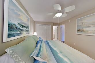 Bayfront W/ Private Balcony & Sweeping Views 2 Bedroom Condo, фото 6 Bayfront W/ Private Balcony & Sweeping Views 2 Bedroom Condo, фото 6