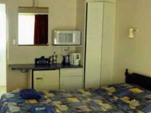 Cambrian Lodge Motel, фото 42