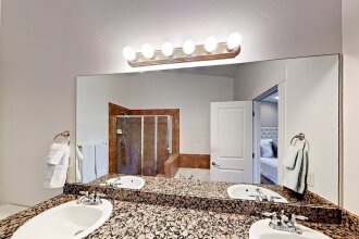 Bear Hollow Ge 4br W/ Hot Tub 4 Bedroom Townhouse, фото 18 Bear Hollow Ge 4br W/ Hot Tub 4 Bedroom Townhouse, фото 18