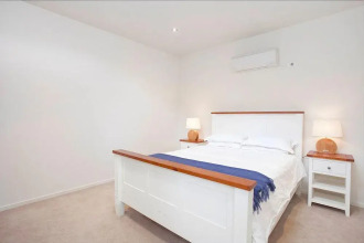 Four Kings Apartments, фото 15