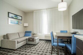 TownePlace Suites by Marriott Brantford and Conference Centre, фото 22