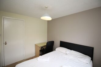 NEW 2BD Flat With Garden Views - West End Glasgow, фото 3 NEW 2BD Flat With Garden Views - West End Glasgow, фото 3