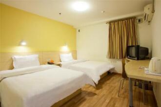 7 Days Inn Guangzhou Nansha Jinzhou Plaza Branch