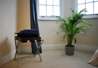 Private, Spacious & Central 1 Bedroom Flat in Brighton, фото 13
