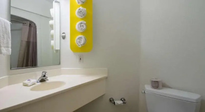 Motel 6 Portland North, фото 33 Motel 6 Portland North, фото 33