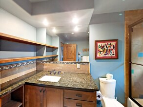 Charming 3BR w/ Balcony & Fire Pit, фото 20 Charming 3BR w/ Balcony & Fire Pit, фото 20