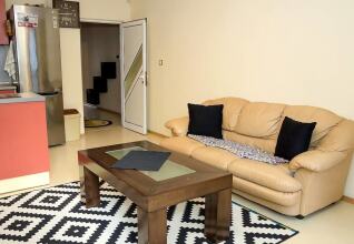 FM Premium 2-BDR Apartment - Red Square Varna, фото 4