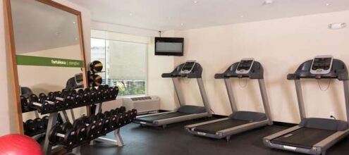 Hampton Inn By Hilton Guadalajara Expo, фото 31