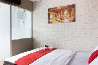 RedDoorz Plus near Hayam Wuruk 2, фото 7