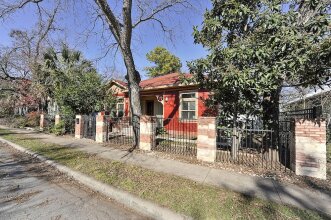 Stylish 3BR in Austin by RedAwning, фото 16 Stylish 3BR in Austin by RedAwning, фото 16
