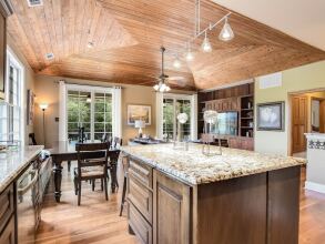 The Arrive Bungalow On Lake Austin 3 Bedroom Home, фото 11 The Arrive Bungalow On Lake Austin 3 Bedroom Home, фото 11