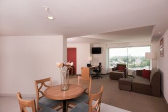 Hampton Inn By Hilton Guadalajara Expo, фото 5