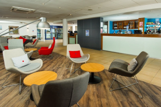Holiday Inn Express Newport, фото 26