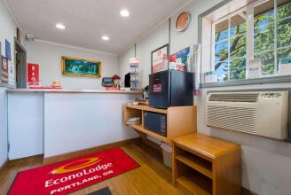 Econo Lodge Portland - I-205, фото 16 Econo Lodge Portland - I-205, фото 16