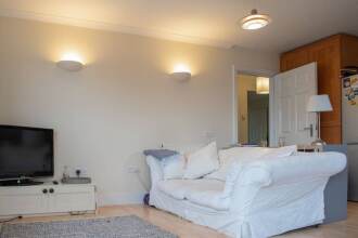 Bright And Spacious 2 Bed Flat in Peckham, фото 7