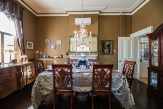 Hughson Hall Bed & Breakfast, фото 17
