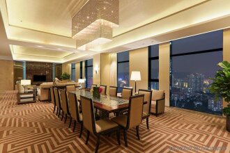 Hilton Tianhe, фото 16