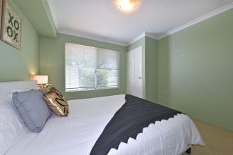 Redcliff Home Close to City & Airport, фото 5