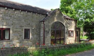 Model Farm Bed & Breakfast