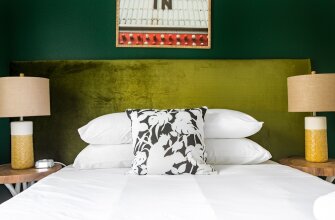 WanderJaunt Oak Hill Apartments