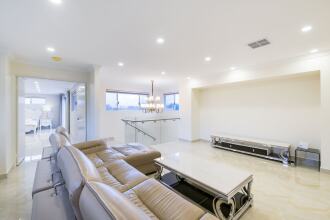 Balcatta 4 Bedroom House, фото 18