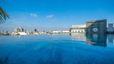 The Lapis Hotel