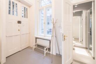 Oasis Apartments - Parliament II, фото 11