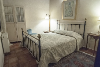 Ostra Mainalon Luxury Suites