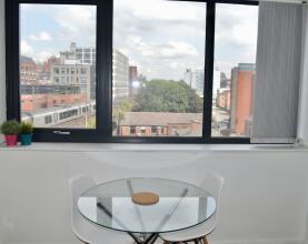 Spacious Studio Apartment in Manchester Centre, фото 4