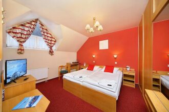 HRADEC, фото 3 HRADEC, фото 3