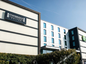 Staybridge Suites By Holiday Inn London - Heathrow Bath Road, фото 28