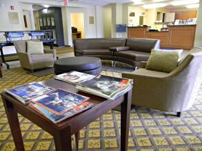 Candlewood Suites Lexington, фото 7