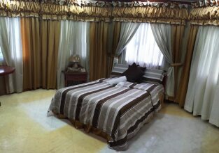 Amax Guest House, фото 17