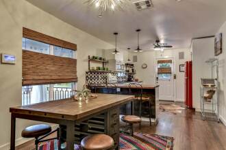 The Eastside Lodge Austin, фото 18 The Eastside Lodge Austin, фото 18