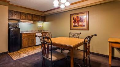 Best Western Plus Sidney Lodge, фото 14