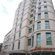 Hotel Diplomat Suites