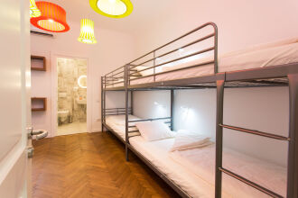 Хостел First Hostel Bucharest, фото 4