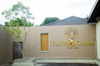Full Moon Garden Hotel