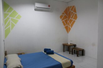 The Crowded House, фото 30 The Crowded House, фото 30