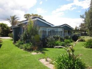 Lakes Waterfront Motel And Cottages, фото 26