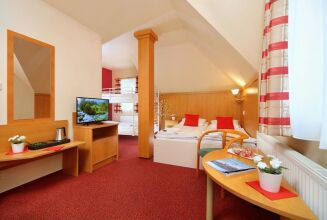 HRADEC, фото 2 HRADEC, фото 2