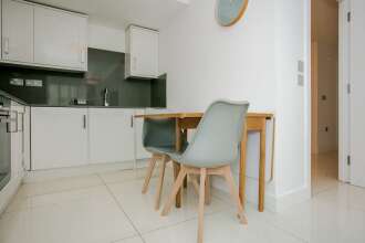 Modern 2 Bedroom Flat In Greenwich, фото 7