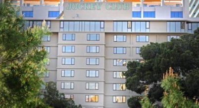 Stay Together Suites at Jockey Club