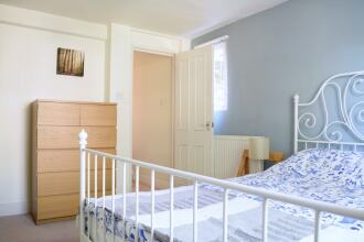 Spacious 1 Bedroom By Finsbury Park, фото 4