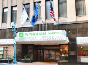 Wyndham Garden Hotel Baronne Plaza
