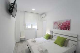 Apartment - 1 Bedroom with WiFi - 107857, фото 10