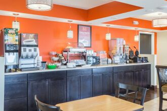 Econo Lodge White Pine, фото 46